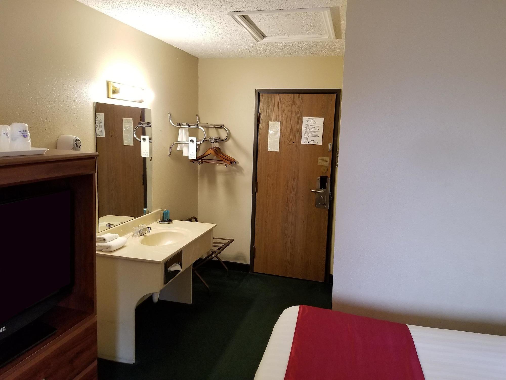 Americas Best Value Inn St. Louis / South Mehlville Exteriör bild