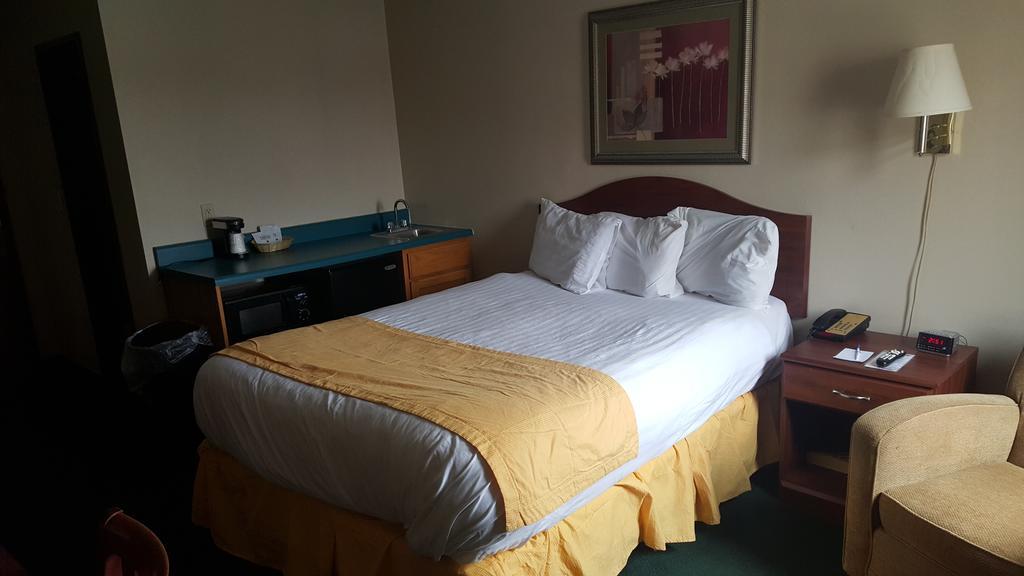 Americas Best Value Inn St. Louis / South Mehlville Exteriör bild